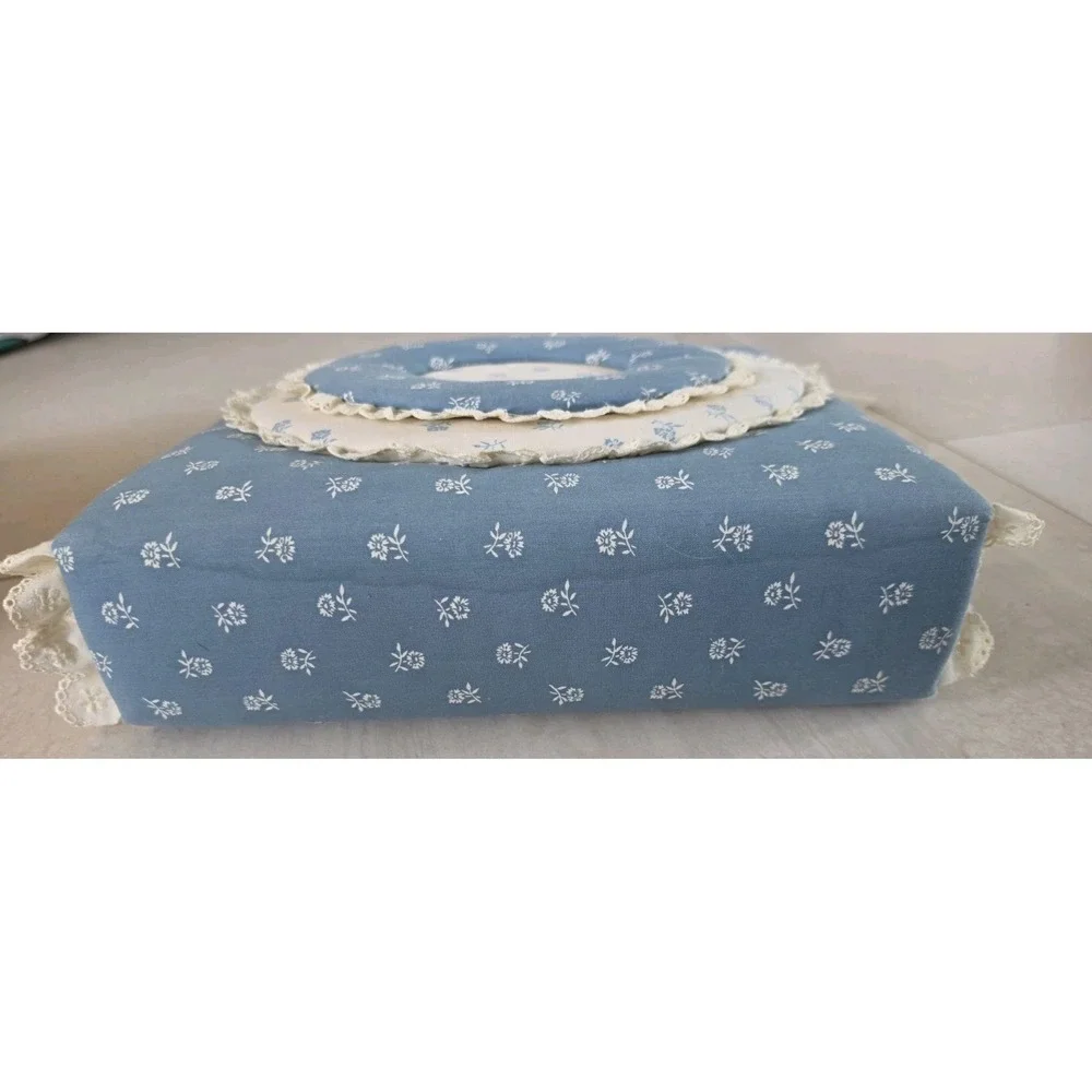VTG Fabric Padded Floral Photo Insert Album Lace Trim Cottagecore Grandmacore